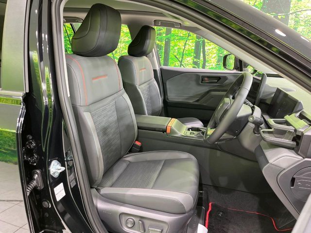 TOYOTA RAV4 HYBRID 4WD 2026 Image 31