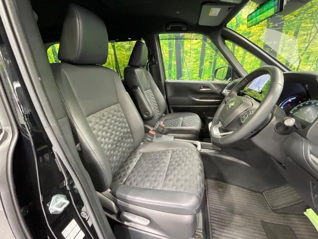 TOYOTA VOXY HYBRID 2023 Image 31