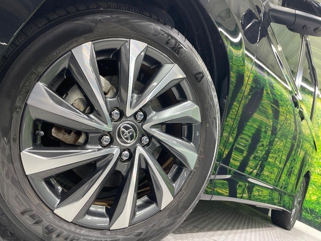 TOYOTA VOXY HYBRID 2023 Image 31