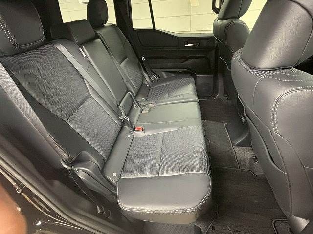 TOYOTA LANDCRUISER 250 2025 Image 31