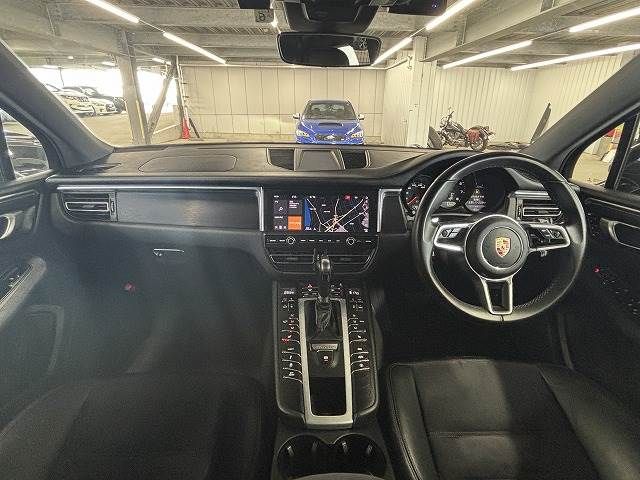 PORSCHE MACAN 2020 Image 31