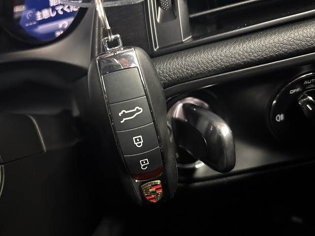 PORSCHE MACAN 2020 Image 31