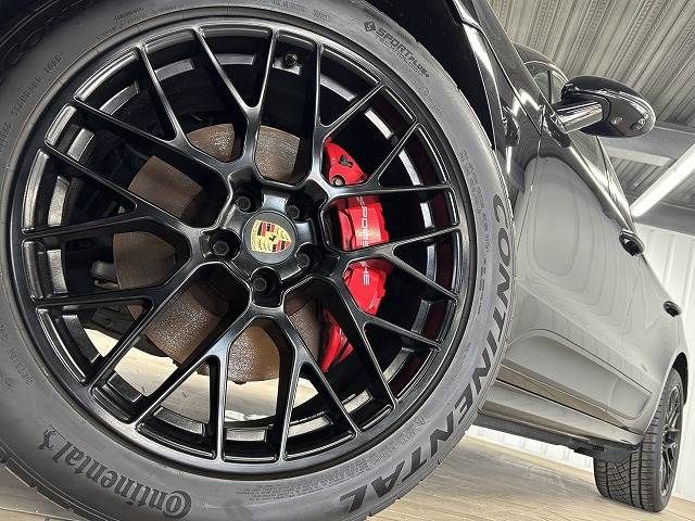 PORSCHE MACAN 2020 Image 31