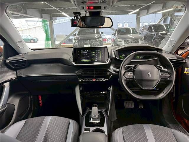 PEUGEOT 2008 2021 Image 31