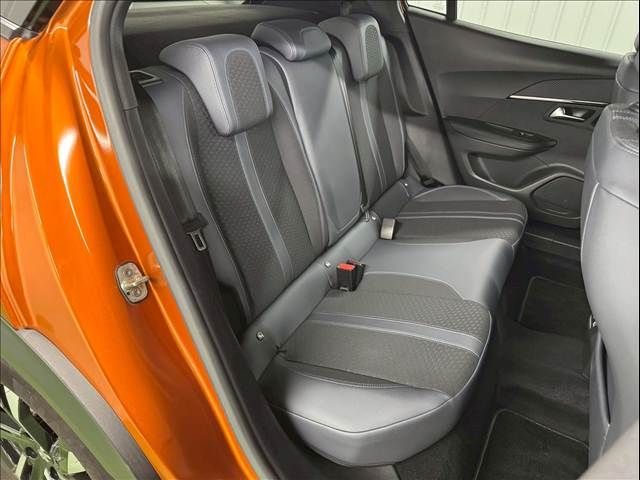 PEUGEOT 2008 2021 Image 31