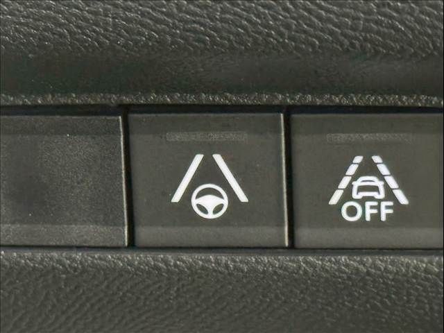 PEUGEOT 2008 2021 Image 31