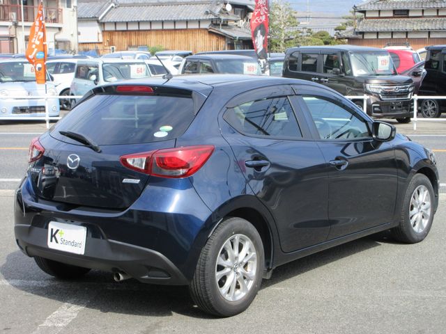 MAZDA DEMIO 2014 Image 31