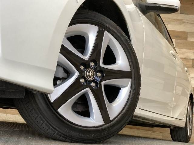 TOYOTA PRIUS 2017 Image 31