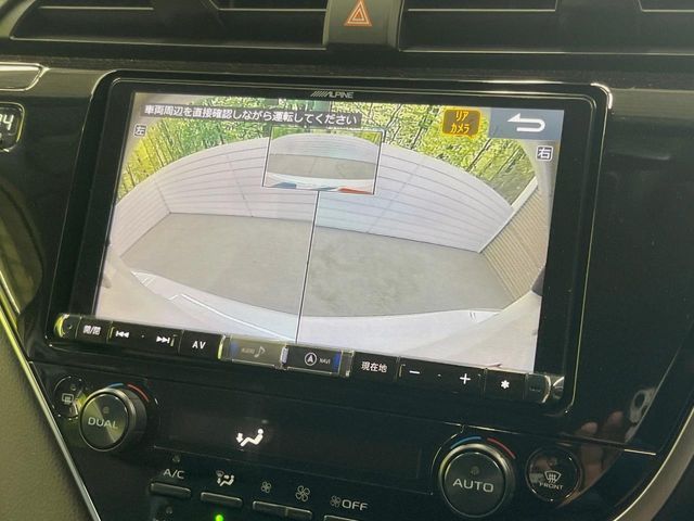 TOYOTA CAMRY HYBRID 2019 Image 31