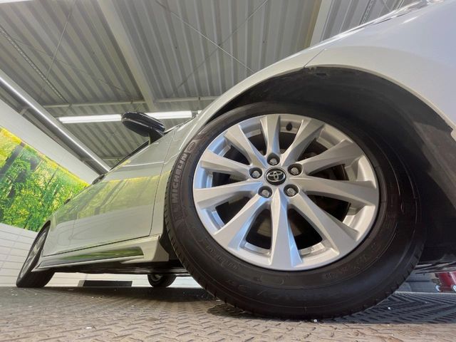 TOYOTA CAMRY HYBRID 2019 Image 31