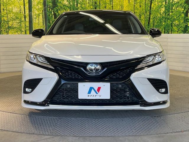 TOYOTA CAMRY HYBRID 2019 Image 31