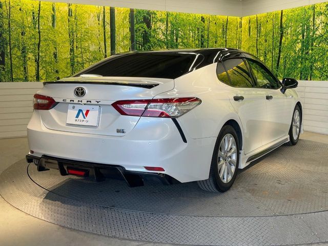 TOYOTA CAMRY HYBRID 2019 Image 31