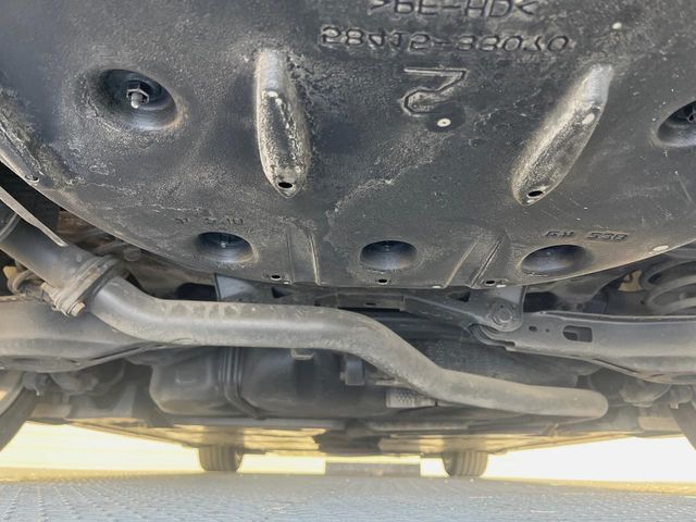 TOYOTA CAMRY HYBRID 2019 Image 31