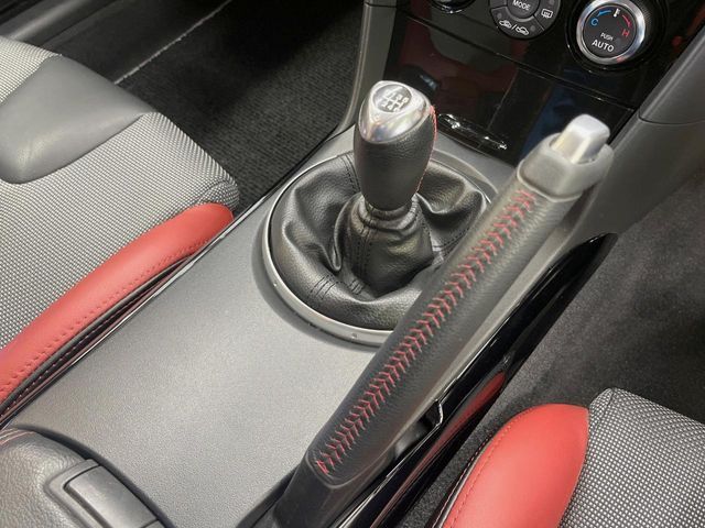 MAZDA RX-8 2012 Image 31