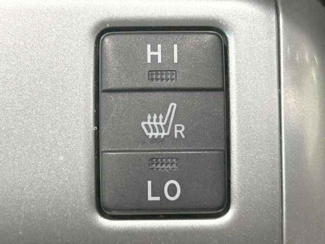 TOYOTA VELLFIRE  HYBRID 4WD 2012 Image 31