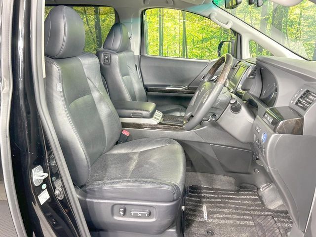 TOYOTA VELLFIRE  HYBRID 4WD 2012 Image 31