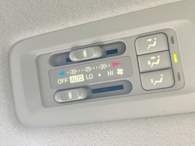 TOYOTA NOAH 4WD 2010 Image 31