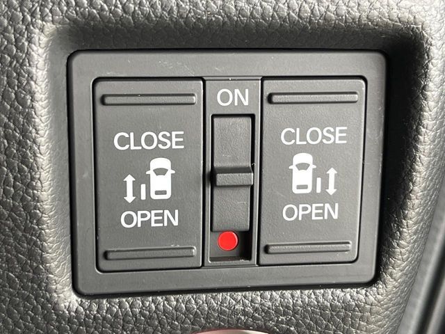 HONDA N BOX CUSTOM 2022 Image 31