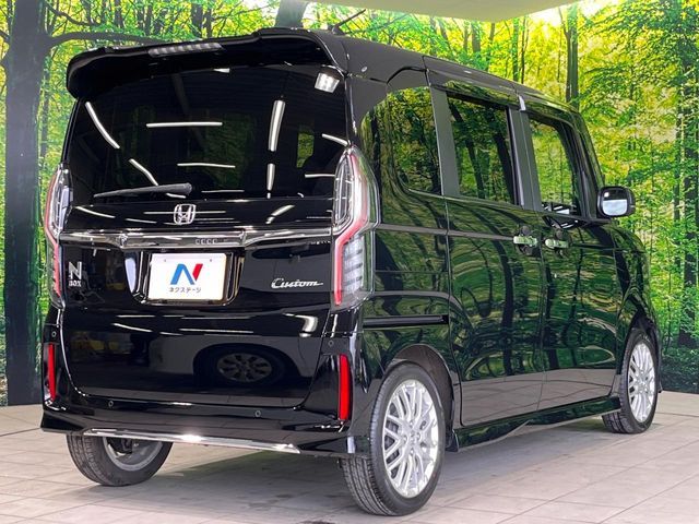 HONDA N BOX CUSTOM 2022 Image 31