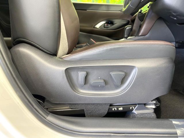 TOYOTA YARIS CROSS HYBRID 2021 Image 31