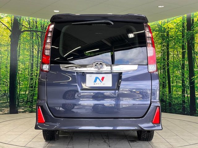 TOYOTA NOAH 2014 Image 31
