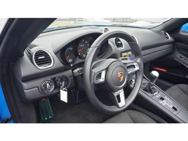 PORSCHE 718BOXSTER 2022 Image 31