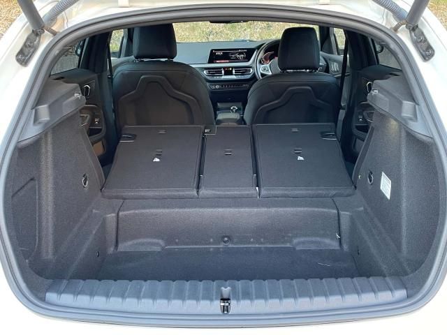 BMW 1SERIES 2020 Image 31