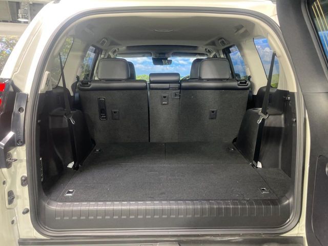 TOYOTA LANDCRUISER PRADO 2023 Image 31