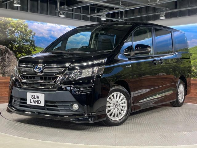 TOYOTA VOXY HYBRID 2015 Image 31