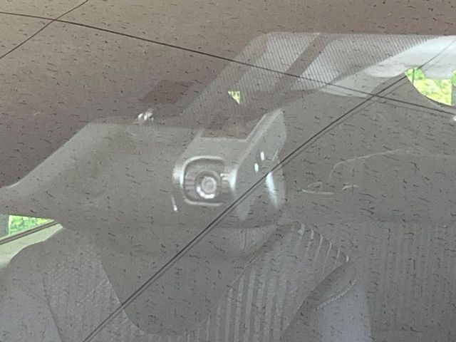 TOYOTA PRIUS 2020 Image 31