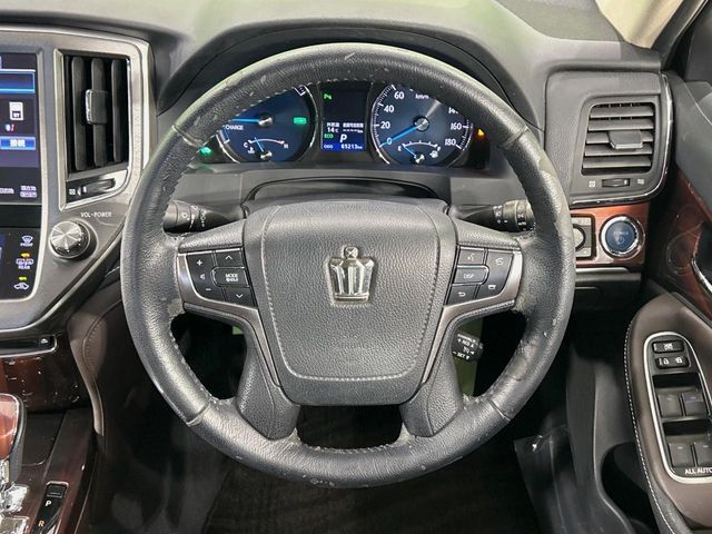 TOYOTA CROWN SEDAN HYBRID 2013 Image 31