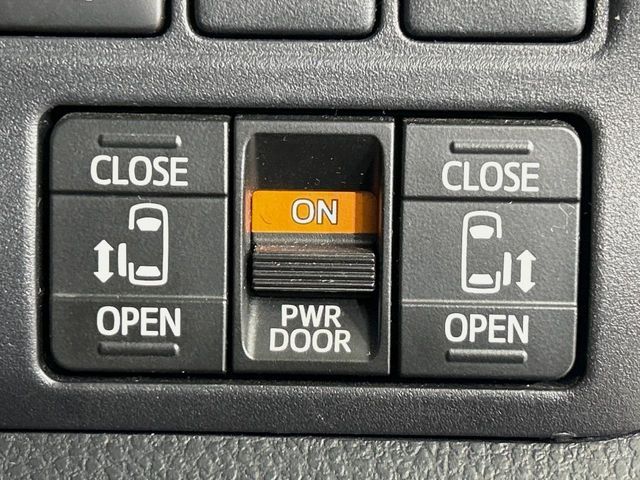 TOYOTA ESQUIRE 2016 Image 31