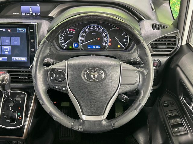 TOYOTA ESQUIRE 2016 Image 31