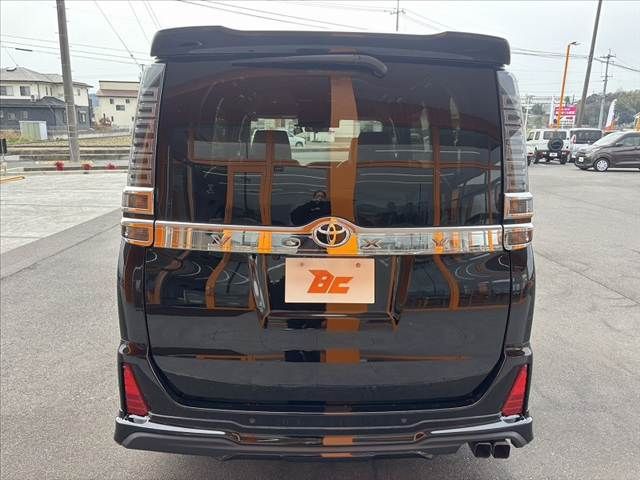 TOYOTA VOXY 2021 Image 31