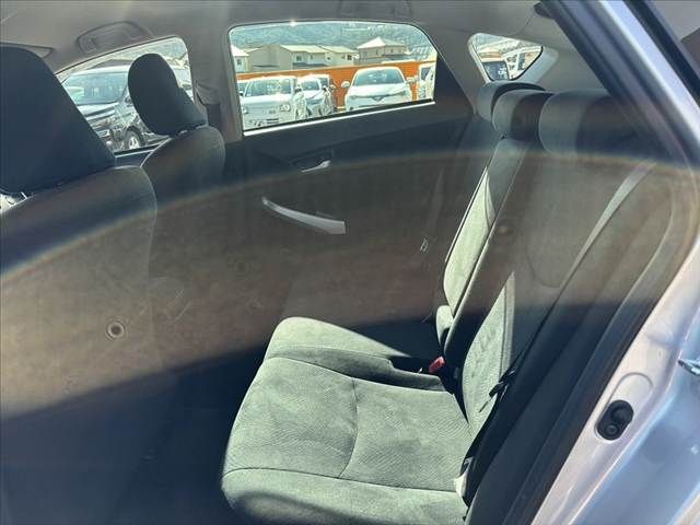 TOYOTA PRIUS 2015 Image 31