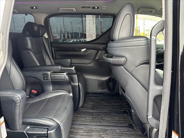 TOYOTA ALPHARD 2019 Image 31
