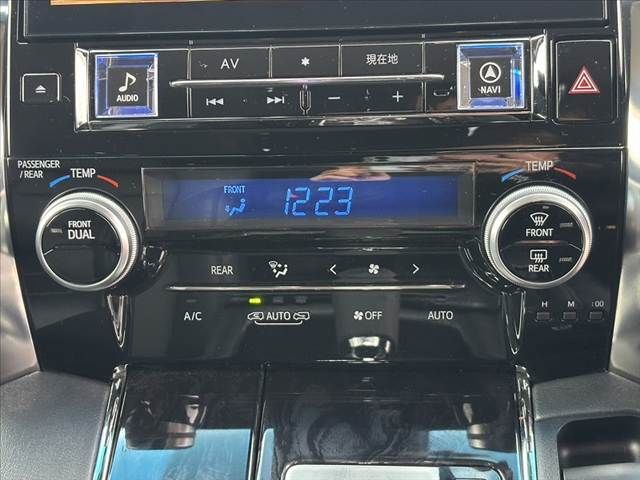 TOYOTA ALPHARD 2019 Image 31