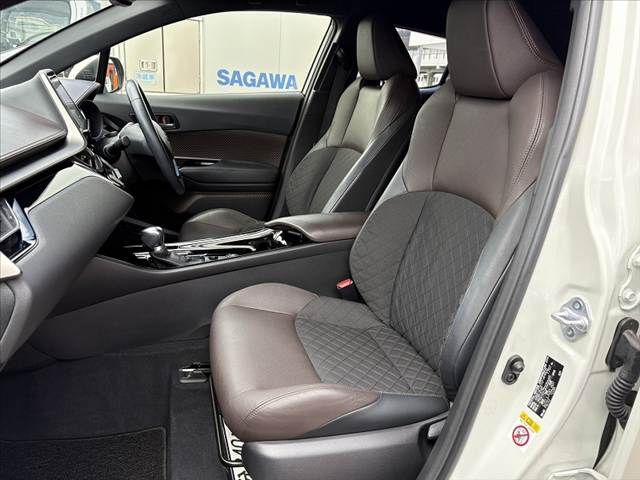 TOYOTA C-HR 2017 Image 31