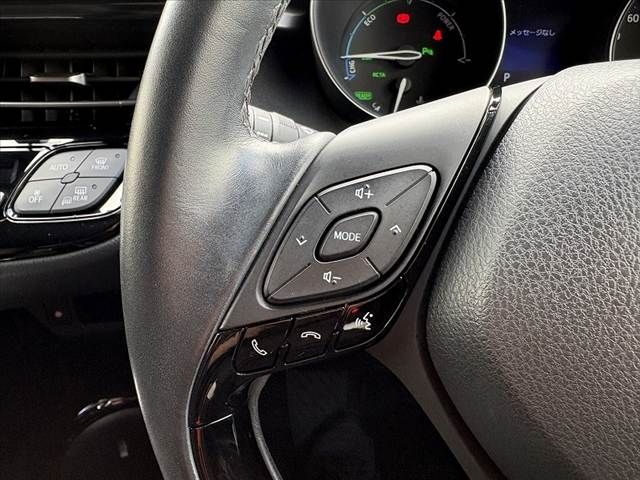 TOYOTA C-HR 2017 Image 31