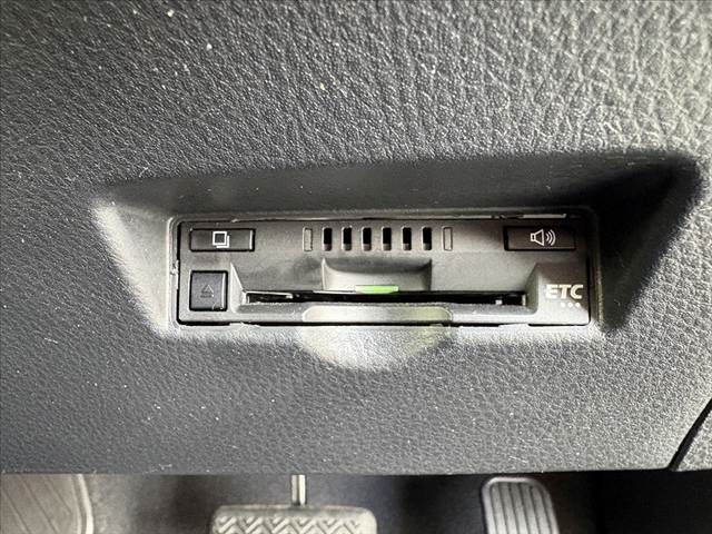 TOYOTA C-HR 2017 Image 31