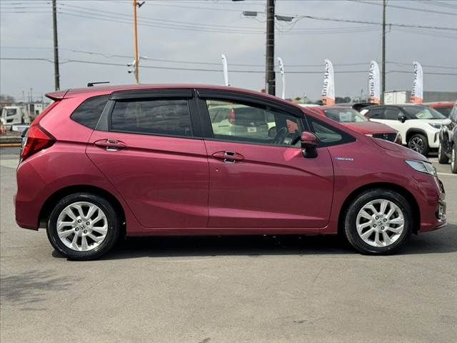 HONDA FIT HYBRID 2017 Image 31
