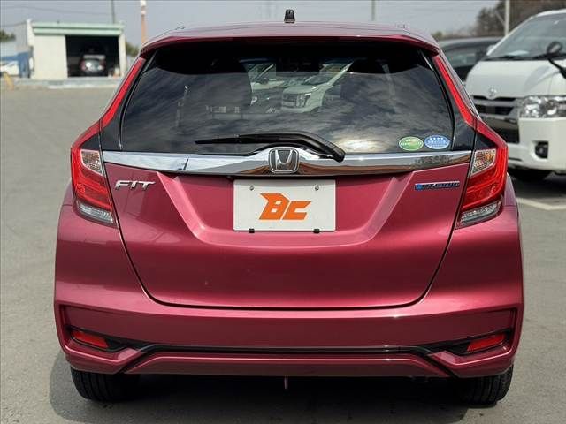 HONDA FIT HYBRID 2017 Image 31