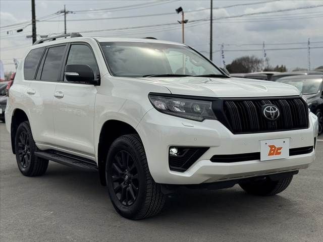 TOYOTA LANDCRUISER PRADO 2023 Image 31