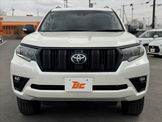 TOYOTA LANDCRUISER PRADO 2023 Image 31