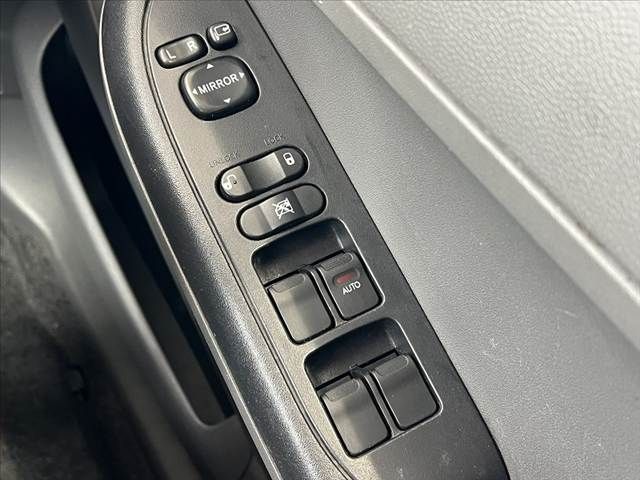 SUBARU R2 2007 Image 31