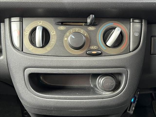 SUBARU R2 2007 Image 31