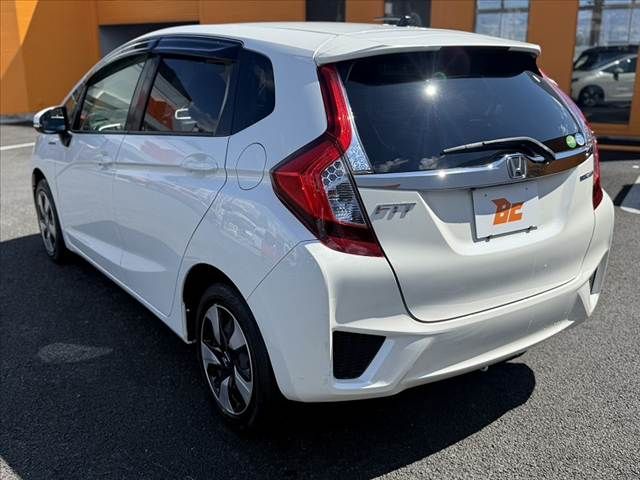 HONDA FIT HYBRID 2017 Image 31