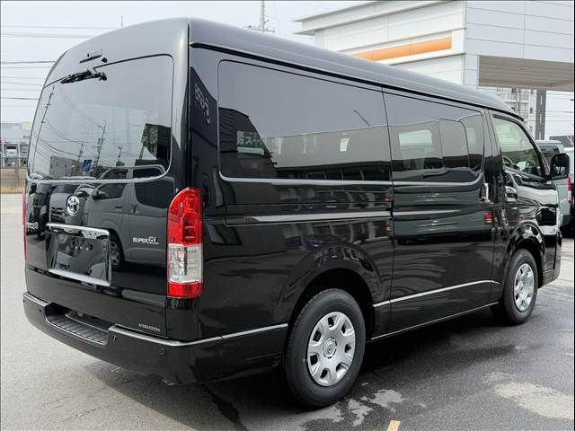 TOYOTA HIACE VAN 2WD 2026 Image 31