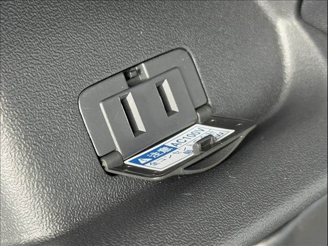 TOYOTA HIACE VAN 2WD 2026 Image 31