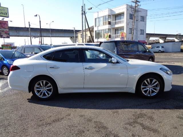 NISSAN FUGA 2018 Image 31